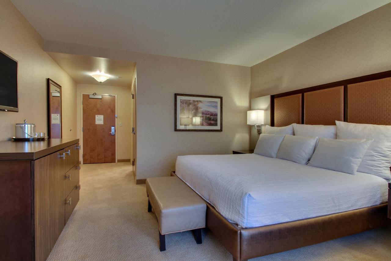 The Inn At Charles Town / Hollywood Casino Eksteriør bilde